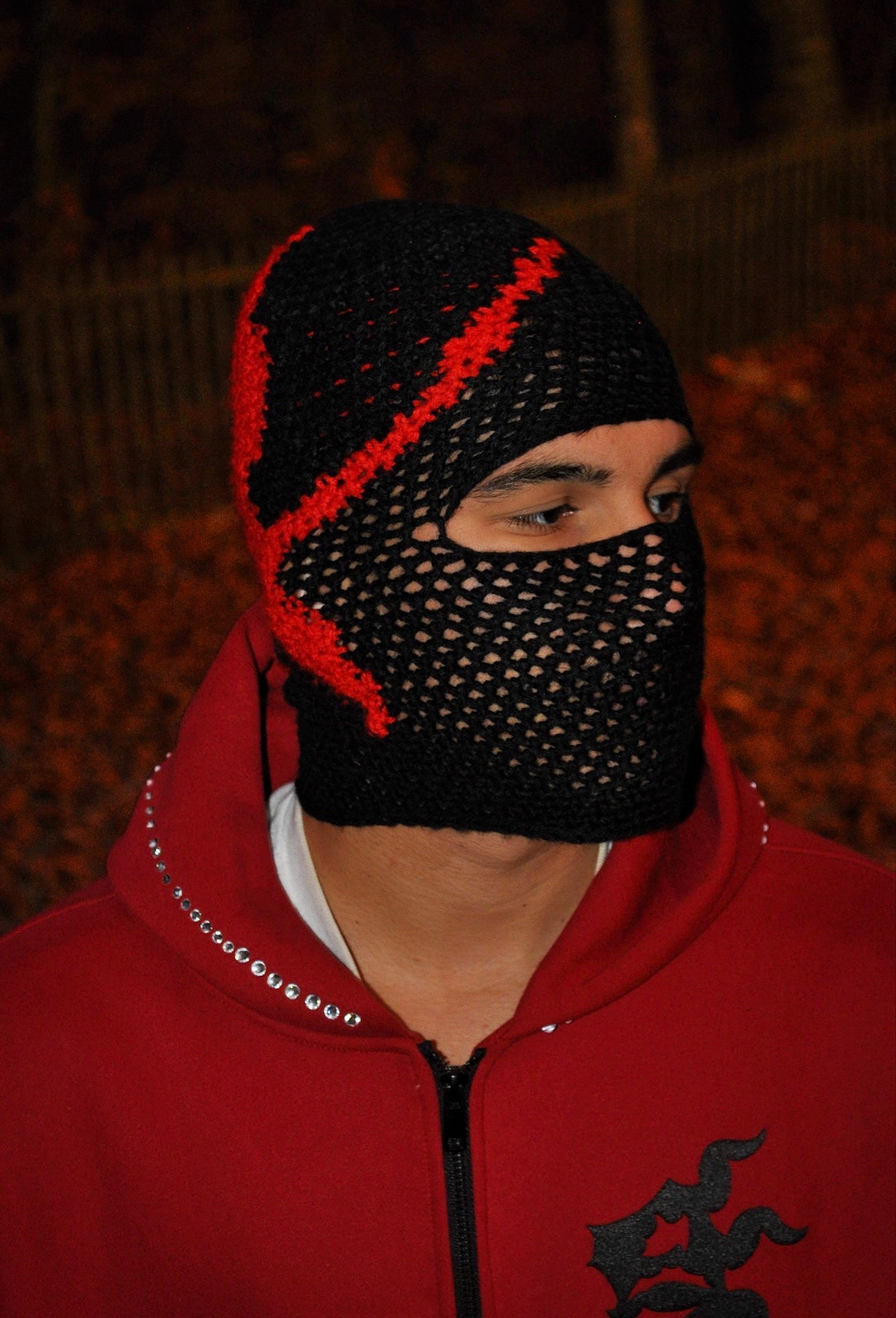 Cagoule crochet noire - Éclipse