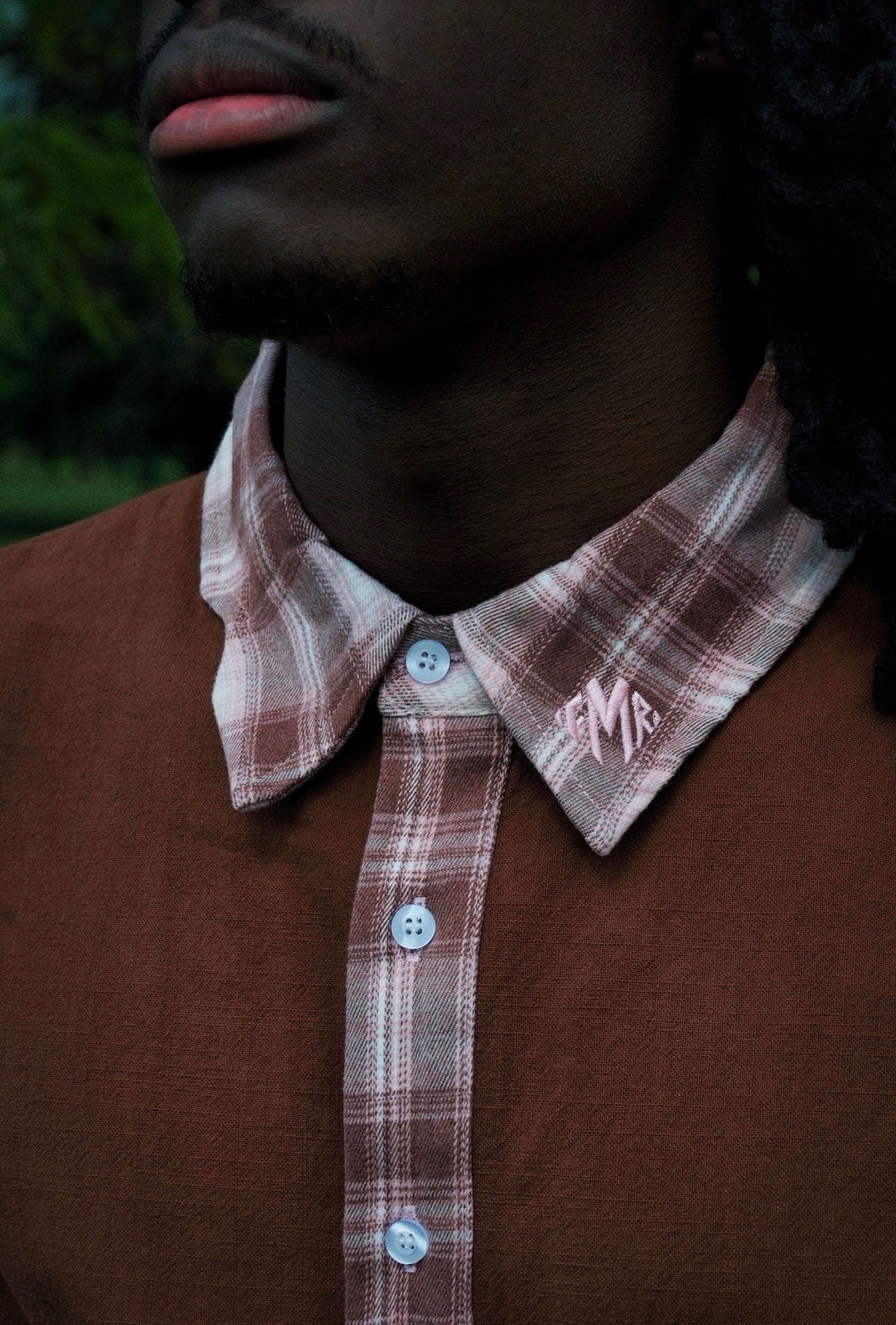 Chemise trèfle brune