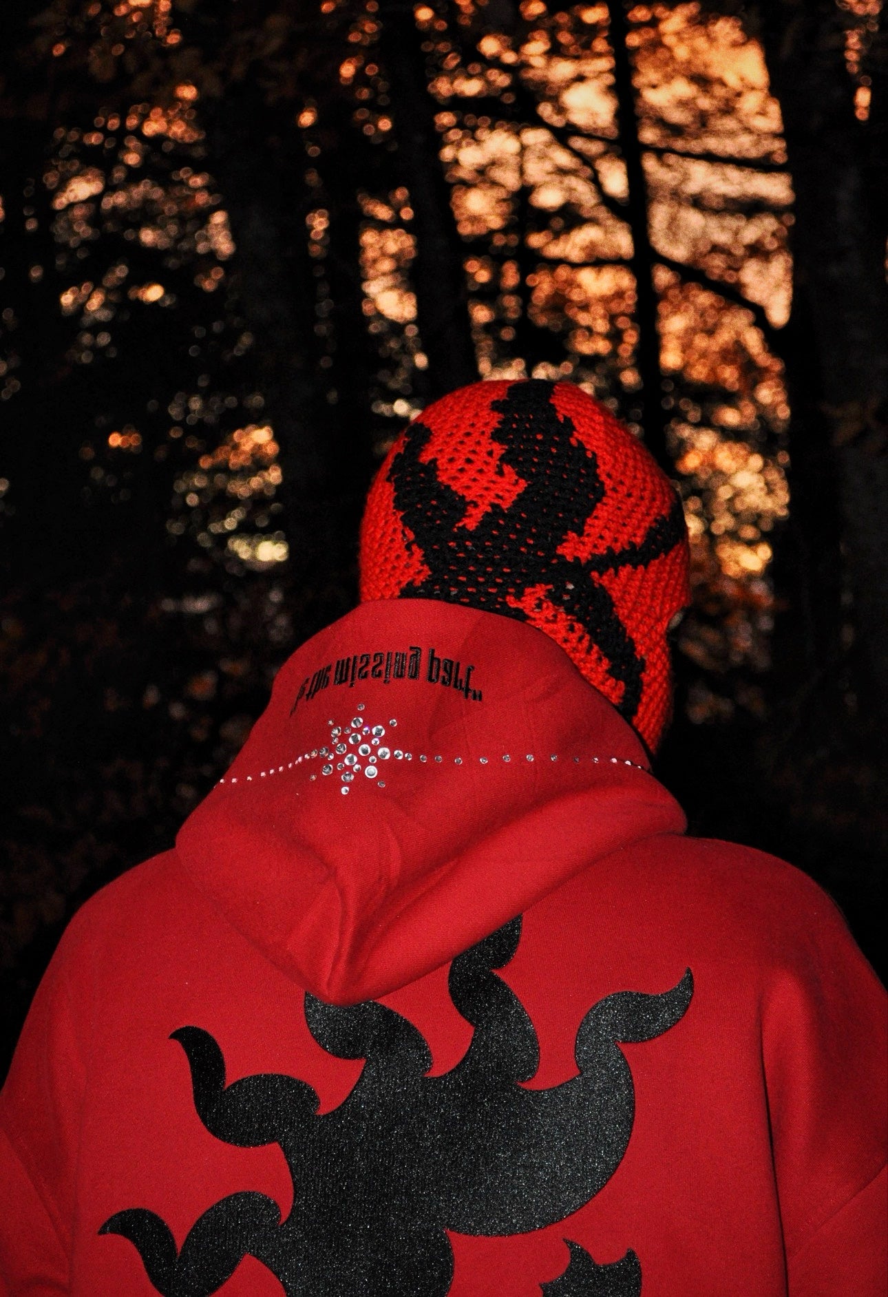 Cagoule crochet rouge - Éclipse